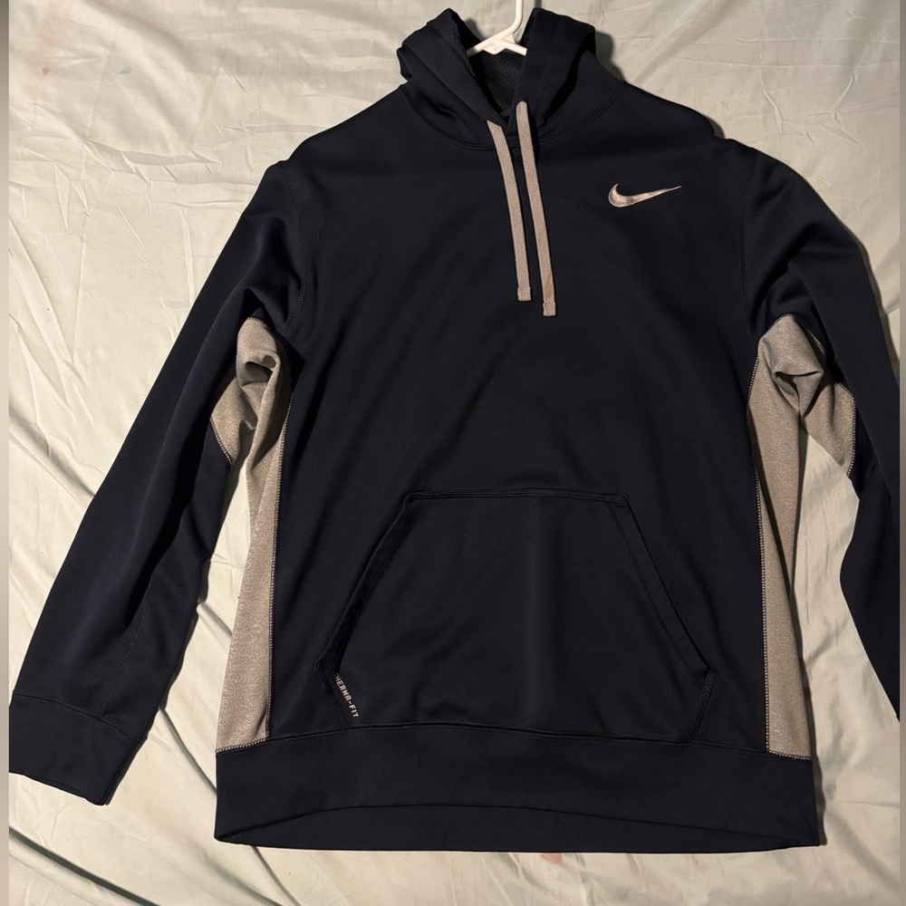 Nike Thermal-Fit navy blue sweatshirt. Grey on arms of sleeves.